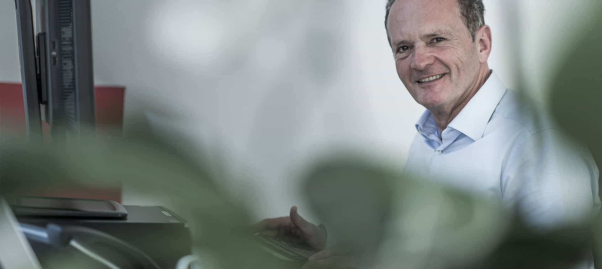 Prof. em. Klaus Haake